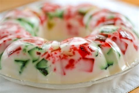 83 holiday desserts you absolutely have to make this winter. Our Favorite Cathedral Window Jelly Dessert - Savvy Nana