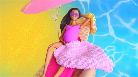 7 Diy Pregnant Doll Hacks And Crafts Pregnant Barbie Relaxing On The Beach Youtube