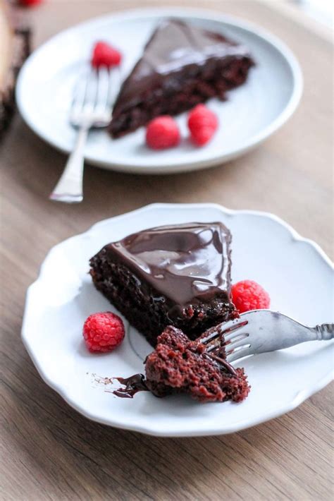 Single Layer Chocolate Cake With Chocolate Ganache Katiebird Bakes