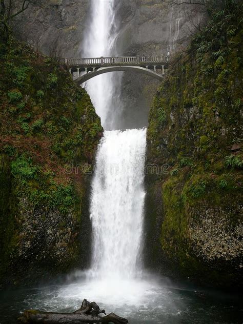 Multnomah Falls In The Columbia River Valley Gorge In Oregon Stock