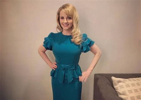 Melissa Rauch Breast Implants And Reductions Before And After Plastic Surgery Pictures