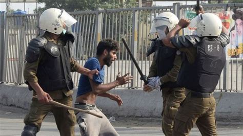 تحریک لبیک دھرنا پنجاب پولیس کی ناکامی پر پولیس کے سربراہ کو خط جب سادھوکی پر پولیس کو مار پڑ