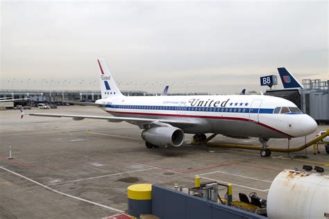 Photos United Airlines Retro “friend Ship” Livery Unveiled