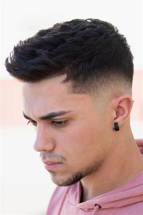 Corte fade el corte fade es un estilo masculino que nunca pasará de moda. Mid Fade Corte / 17 Best Mid Fade Haircuts 2021 Guide ...