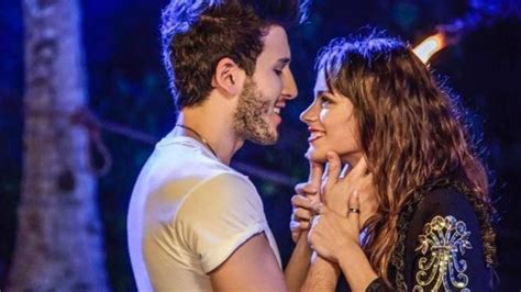 La argentina se subirá a tarima en bogotá el próximo 16 de noviembre. Tini Stoessel reveló qué le encanta hacerle a Sebastián Yatra