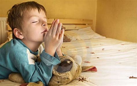 Gambar Anak Berdoa Newstempo