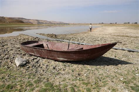 Tigris And Euphrates River Levels Plummet In Iraq