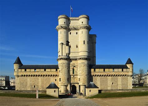 7 Must See Beautiful Castles Near Paris And Easy To Get To