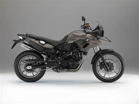 Click here to view an old paper style 2014 motorcycle catalog where you can page through bikes with pictures. 2014 BMW F700GS Review