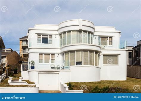 Art Deco Style House On The Coast At Curl Curl Editorial Photography