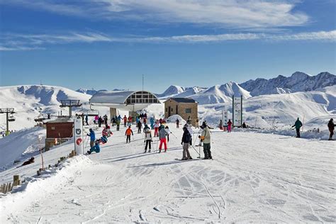 Skiing and duty free après skiing. Andorra Ski Resort Guide 2021/2022: Find Perfect Place in ...