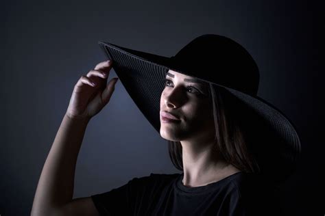 One Light Portrait Lighting Techniques That Will Make Your Images Pop Portraitphotography