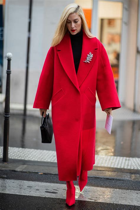 The Most Elegant Outfits To Copy From The Streets Of Couture Fashion