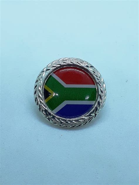 Round Badge Pin 21mm South Africa Flag Official Merchandise