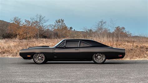 Kevin Harts Beastly New Carbon Fiber 1970 Dodge Charger Has 1000 Hp