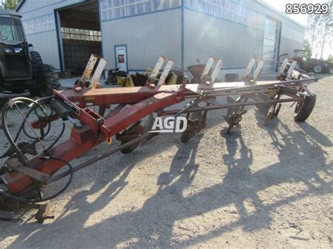 Used International Harvester 735 Plow Agdealer