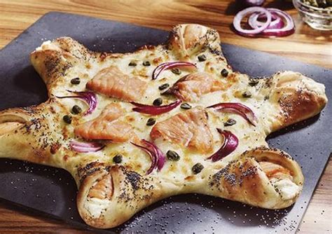 13% saturated fat 2.5g i love apple, cherry or peach. Pizza Hut is Basically Offering Lox on a Star-Shaped Pizza ...