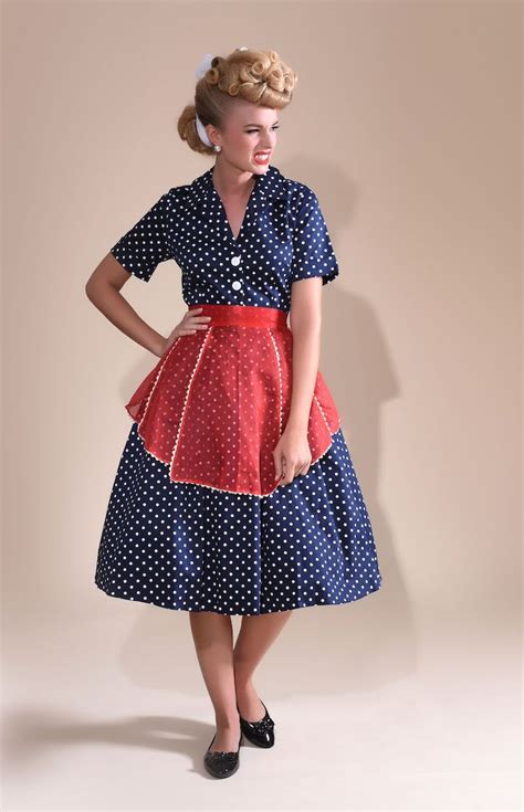 Worldwide Shipping Available Brand New I Love Lucy Polka Dot Dress Lucille Ball Adult Halloween