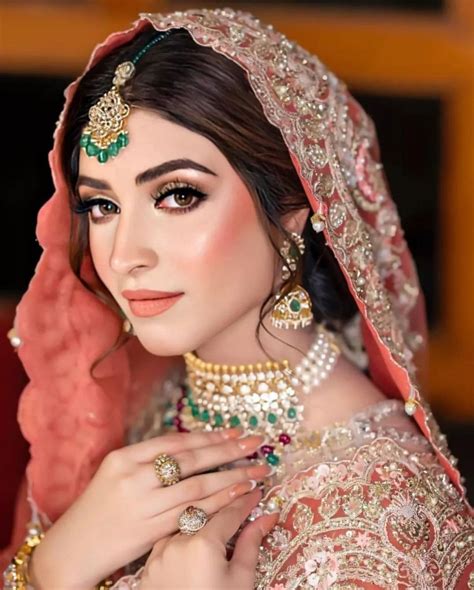 Kinza Hashmi Looks Stunning In Her Recent Photoshoot