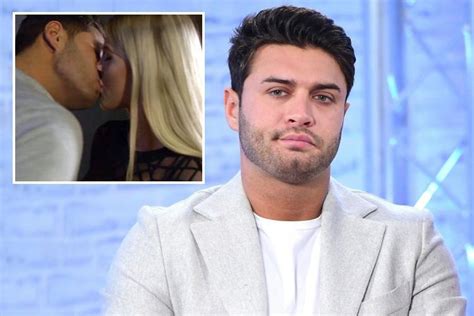 Love Island S Mike Thalassitis Mugged Off By His Own Mum And Dad Who Haven T Spoken To Him After