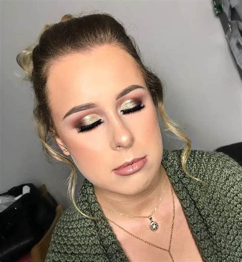 20 Smokey Eye Makeup Looks Green Blue Red And Golden Shades