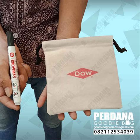 0838•4031•8668 (wa) kain blacu waktu ini kian lanjut penggunaannya. pouch bahan blacu sablon by Perdana Goodie Bag - Perdana ...