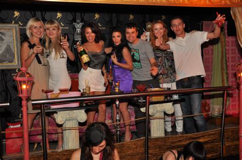 patipa kiev night club kiev stagdo odessa ukraine stag do restaurant bar girls wrestling