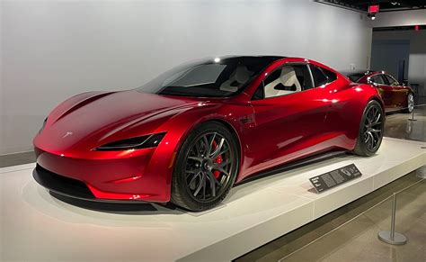 Första Historiska Tesla Roadstern 15 år Sedan Den Kom