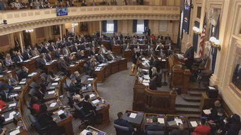 Virginia Lawmakers Reconvene For One Day Session Of The General Assembly