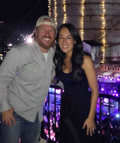 Pregnant Joanna Gaines Shared Sweet Snaps Of Too Romantic Night