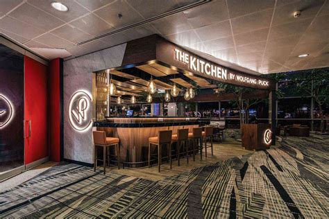 These Airport Restaurants Might Make You Forget Youre Eating In An