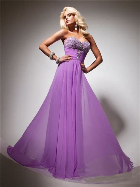 Flowy Sweetheart Long Purple Lilac Chiffon Beaded Evening Prom Dress