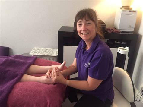 How Does Reflexology Work Do You Want To Find Out More Cheltenham