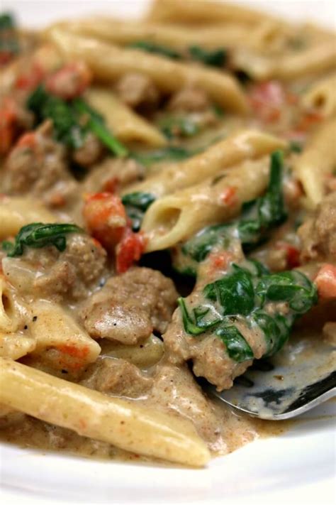 With these delicious ground turkey recipes from food network, a great, homemade meal is pull out your biggest pot and get ready to make a whole lot of chili. Instant Pot Creamy Turkey Spinach Penne - 365 Days of Slow Cooking and Pressure Cooking