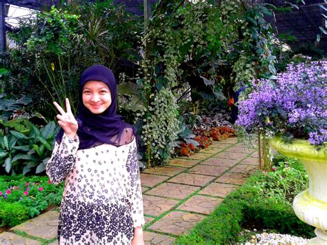 Taman bunga pandeglang banten kampung jambu viral 2020. Taman Bunga Pandeglang - Wisata Alam Curug Gendang Di ...