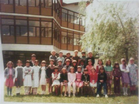 Photo De Classe Ce2 De 1980 Ecole Pierre Vienot Charleville Mezieres