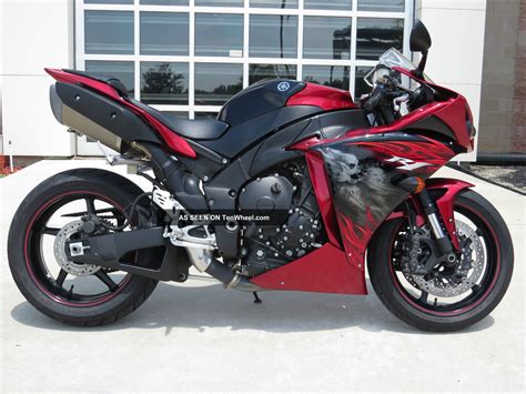 2011 Yamaha Candy Red Raven Yzf R1