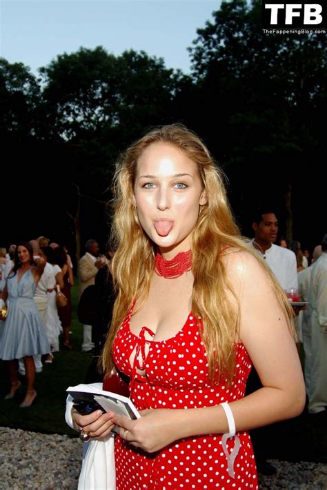 Leelee Sobieski Nude Leaked The Fappening Sexy Collection Photos