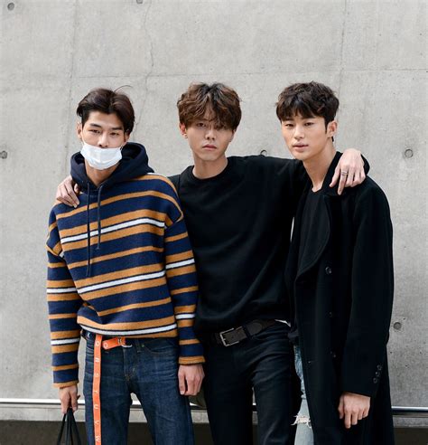 Inspo Album On Imgur Korean Street Fashion Men Seoul Fashion Mens Street Style Korean Male