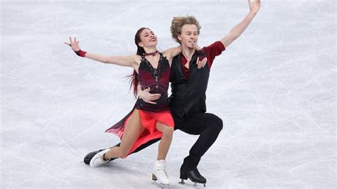 Russian Figure Skaters Davis And Smolkin Likely To Compete Under
