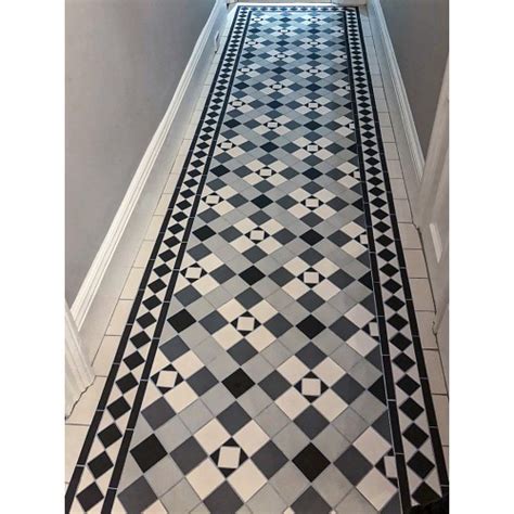 Richmond D With Rochester Border Victorian Floor Tile Design