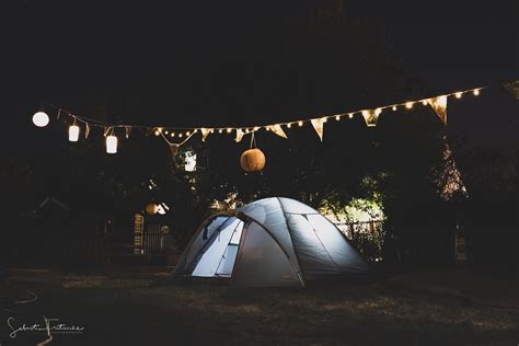 Garten zelt bestehen aus robusten metallen wie aluminium, edelstahl usw., um diesen zelten eine robuste struktur zu bieten. Bild 304 "Zelten im Garten" - Basti-Fritzsche