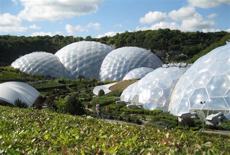 The Eden Project In Cornwall Uk Eden Project Things To Do In
