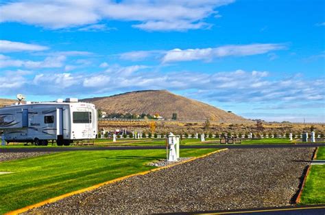 10 Of The Best Rated Rv Parks In America Best Rv Parks Luxury Rv