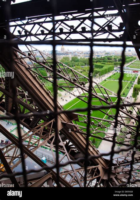 Eiffel Tower Stairs Hi Res Stock Photography And Images Alamy