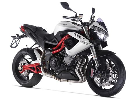 Ficha Técnica De La Benelli Tnt 1130 R 2016 Masmotoes