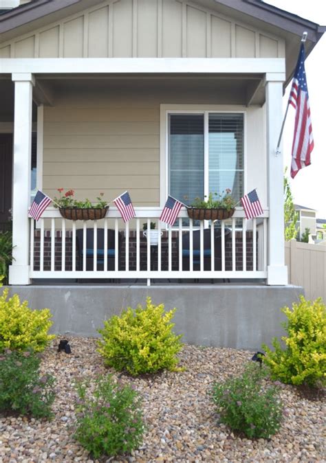 4th Of July Front Porch Decor Inspiration The Daily Hostess