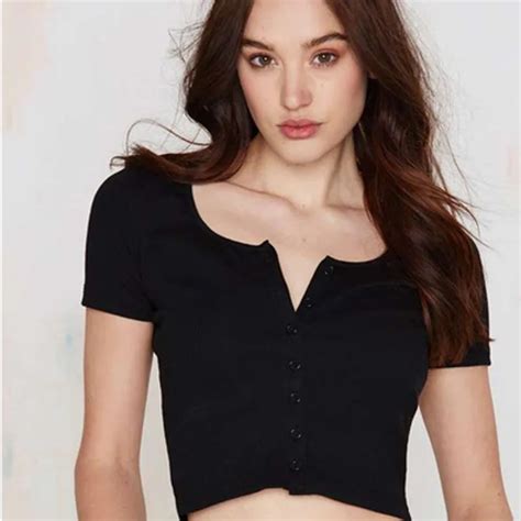 2017 New Fashion Summer Women T Shirt Sexy T Shirt O Neck Bare Midriff Short Sleeve Tops Tee