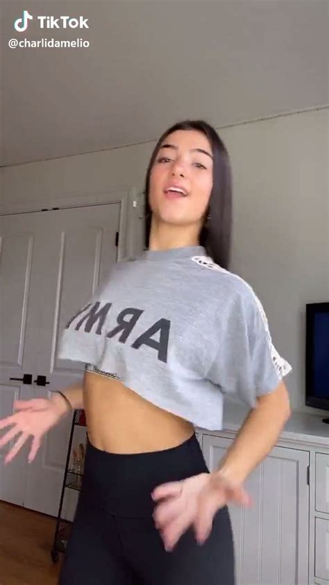 Charli Damelio Video Urban Outfitters Clothes Dance Videos