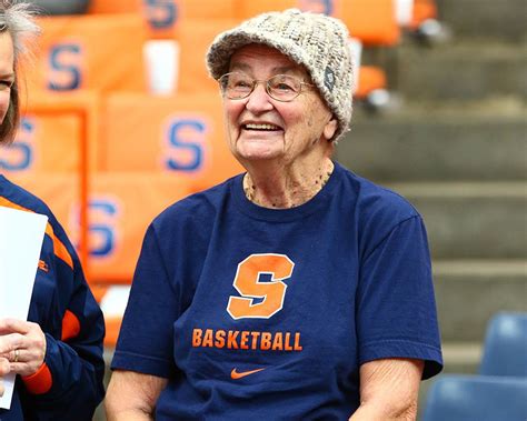 Muriel Smith 1st Syracuse Womens Basketball Coach Shouldnt Be Forgotten